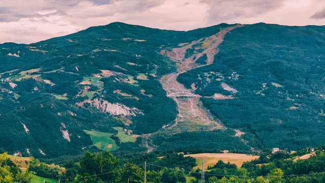 Piani di assetto idrogeologico slider Difesa dal rischio idrogeologico