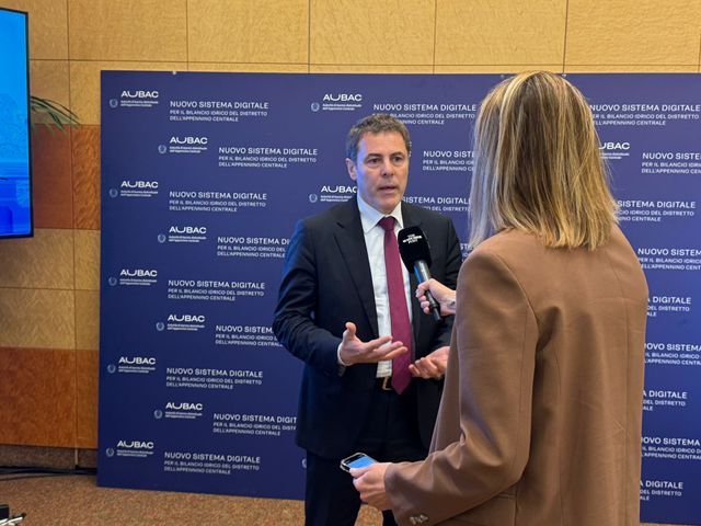 ESRI 14.05.2025 - SG ESRI 14.05.2025 - SG