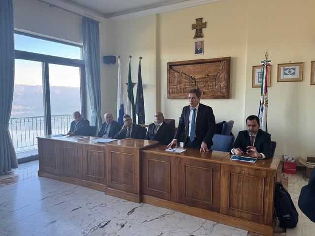 AUBAC al tavolo con le istituzioni per la tutela dei laghi dei Castelli Romani mc